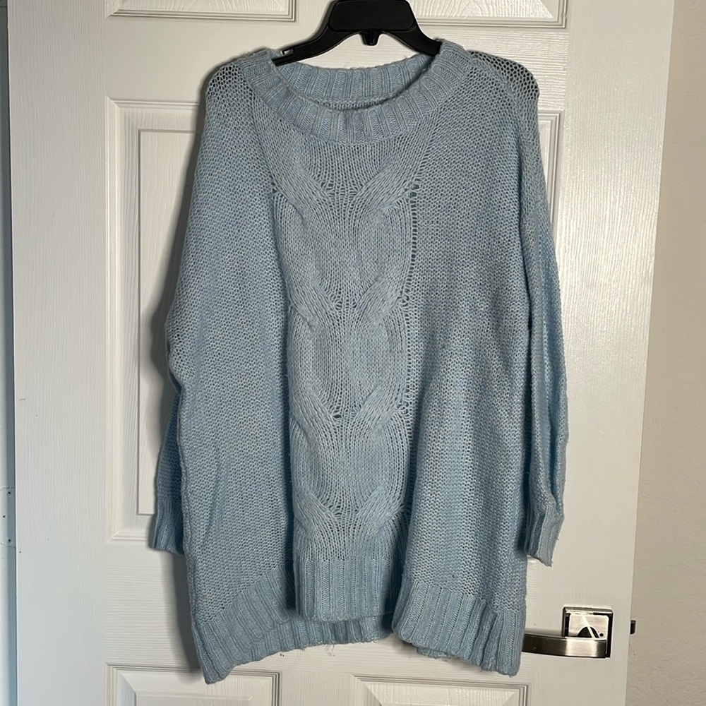 Aerie knit long sleeve crewneck sweater